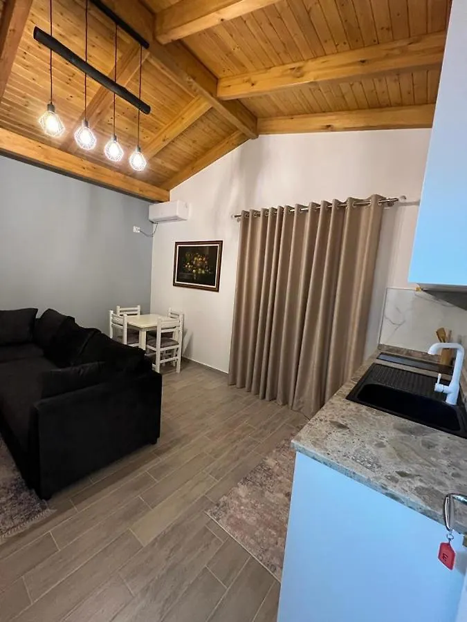 Trip-Stop Apartments Vlore 0*,